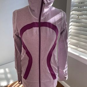 Lululemon In Stride Hoodie Purple Jacket Size 8